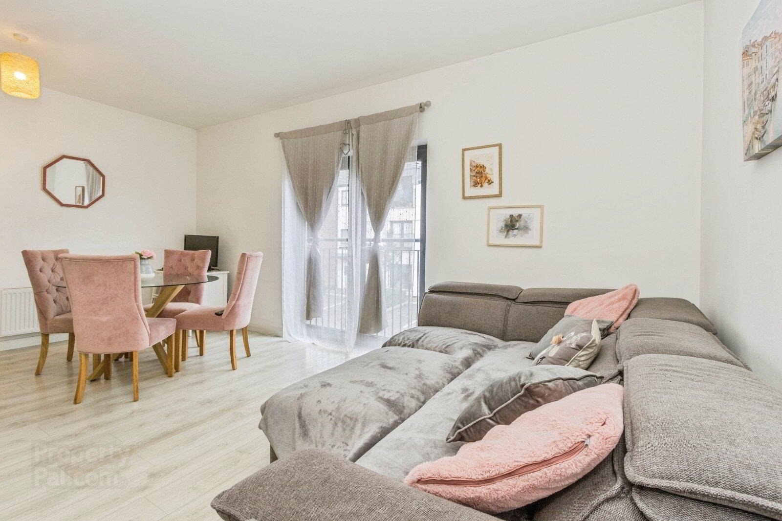 Apartment 46 Cotton Hall 5 Faulkner Road 4 of 20