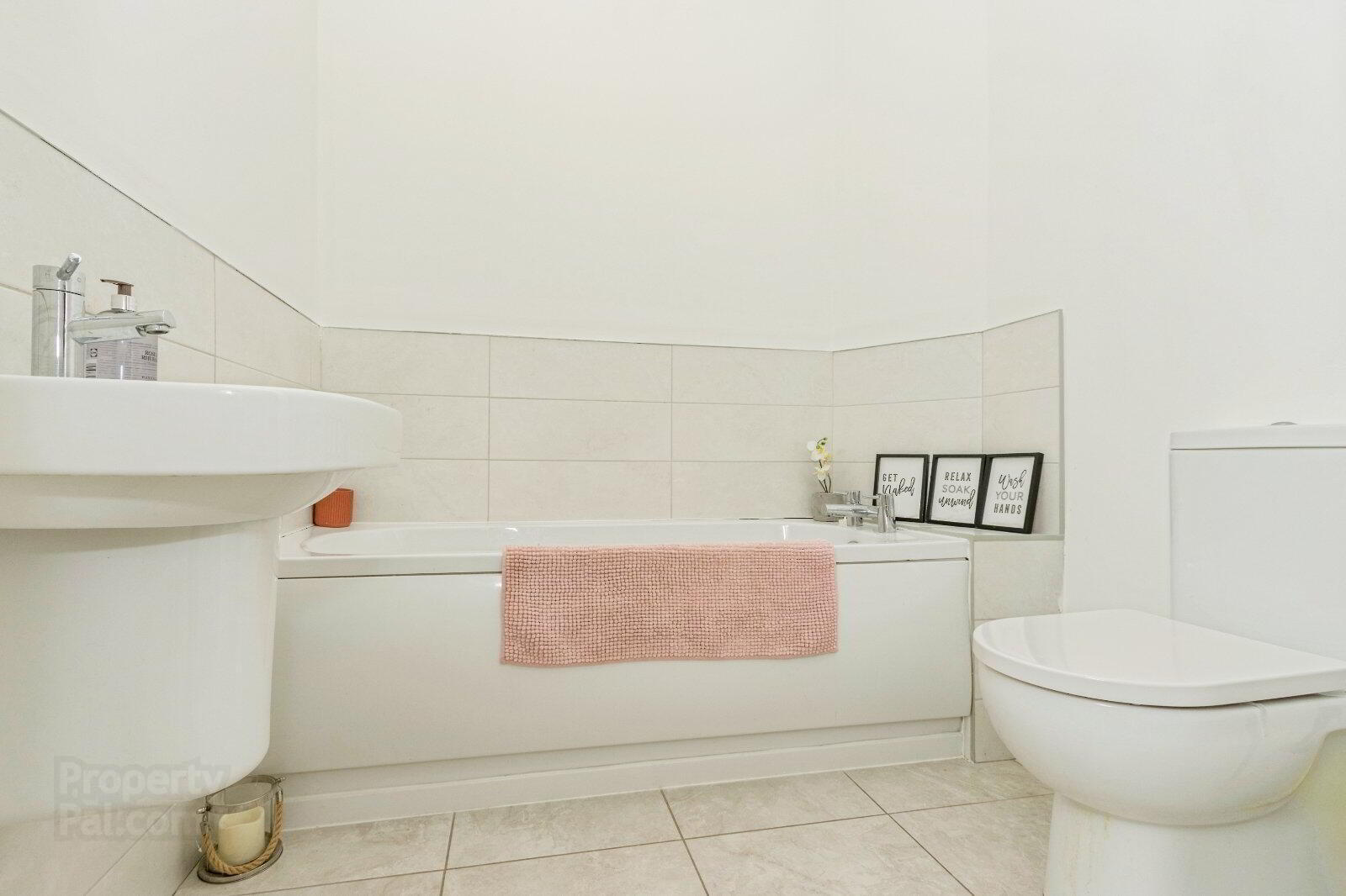 Apartment 46 Cotton Hall 5 Faulkner Road 14 of 20