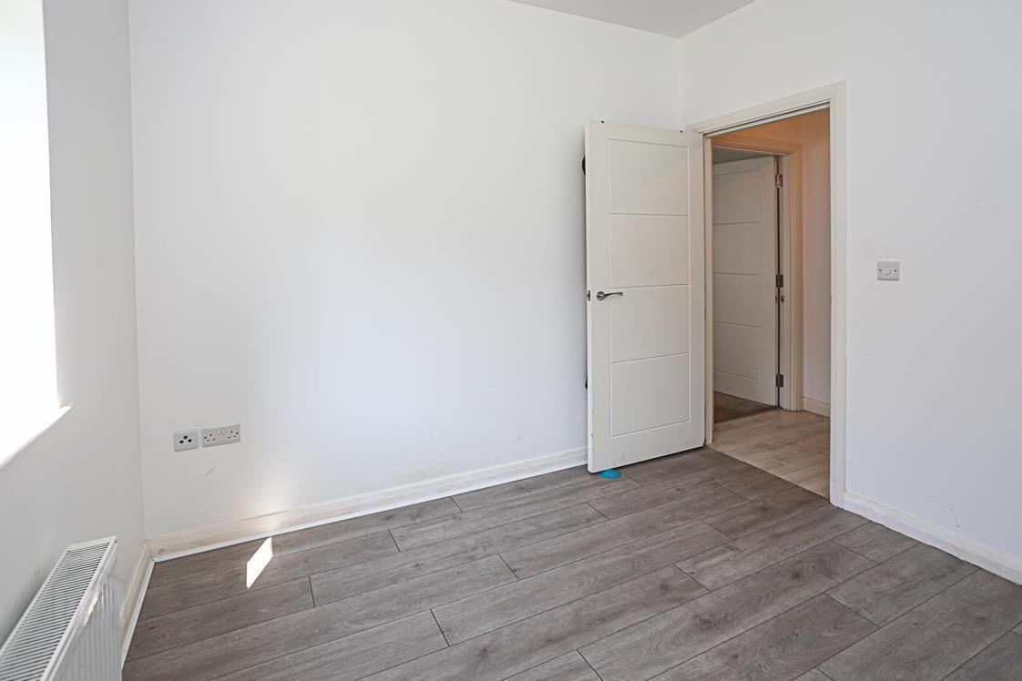 Apt 20 Cotton Hall, 5 Faulkner Road 13 of 20