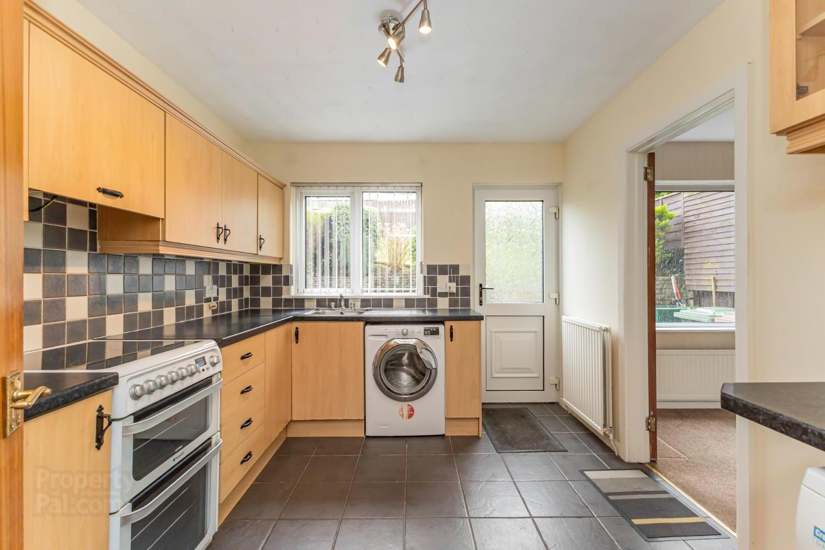 38 Denfort Lodge 6 of 19