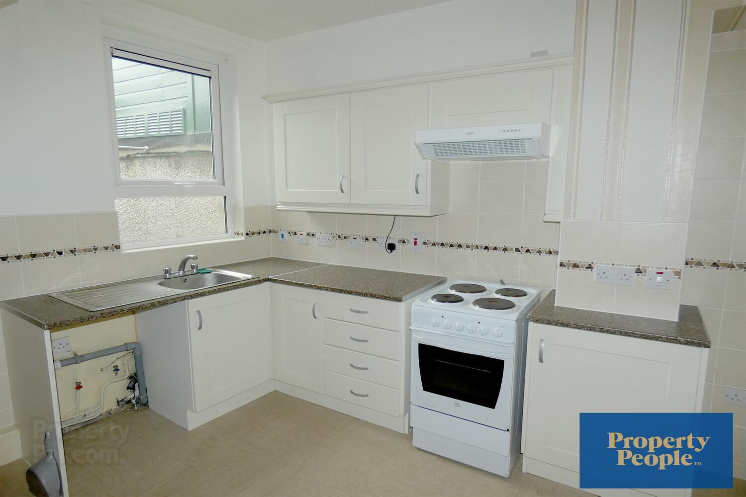 91 Mountcollyer Avenue 6 of 11