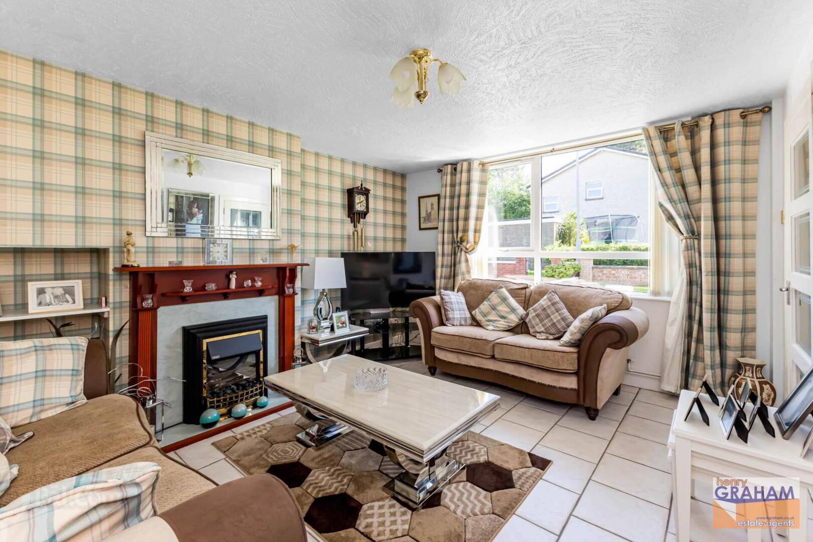 7 Glenmore Walk 5 of 25