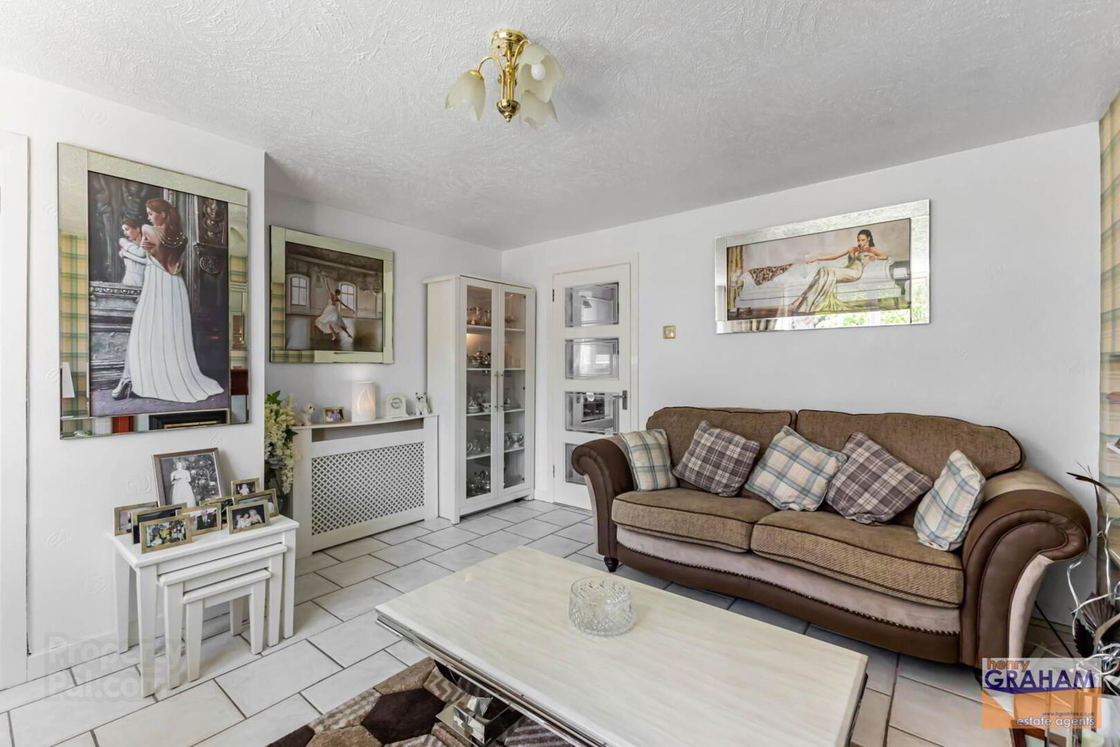 7 Glenmore Walk 8 of 25