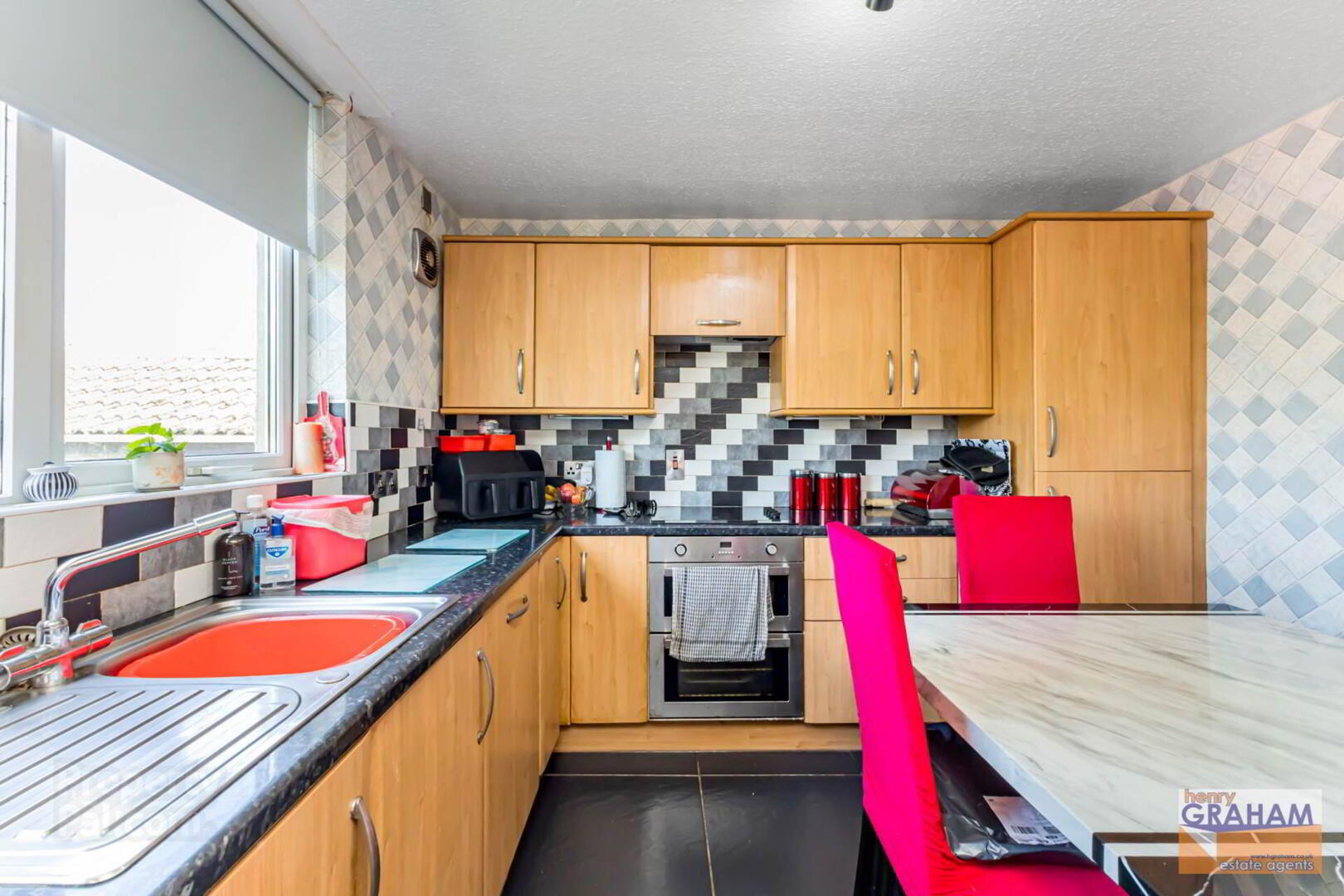 7 Glenmore Walk 10 of 25