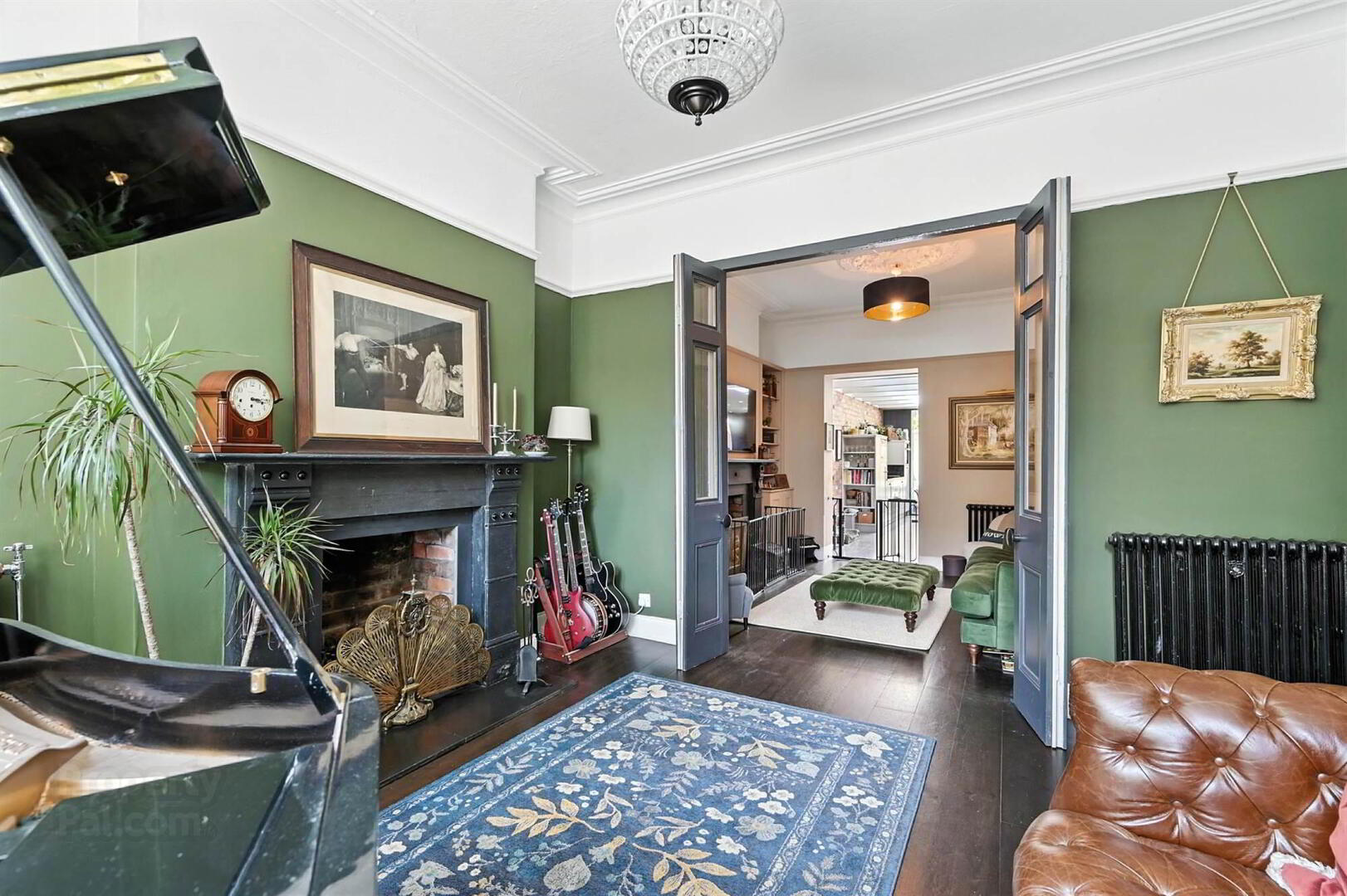 18 St Judes Avenue 9 of 28