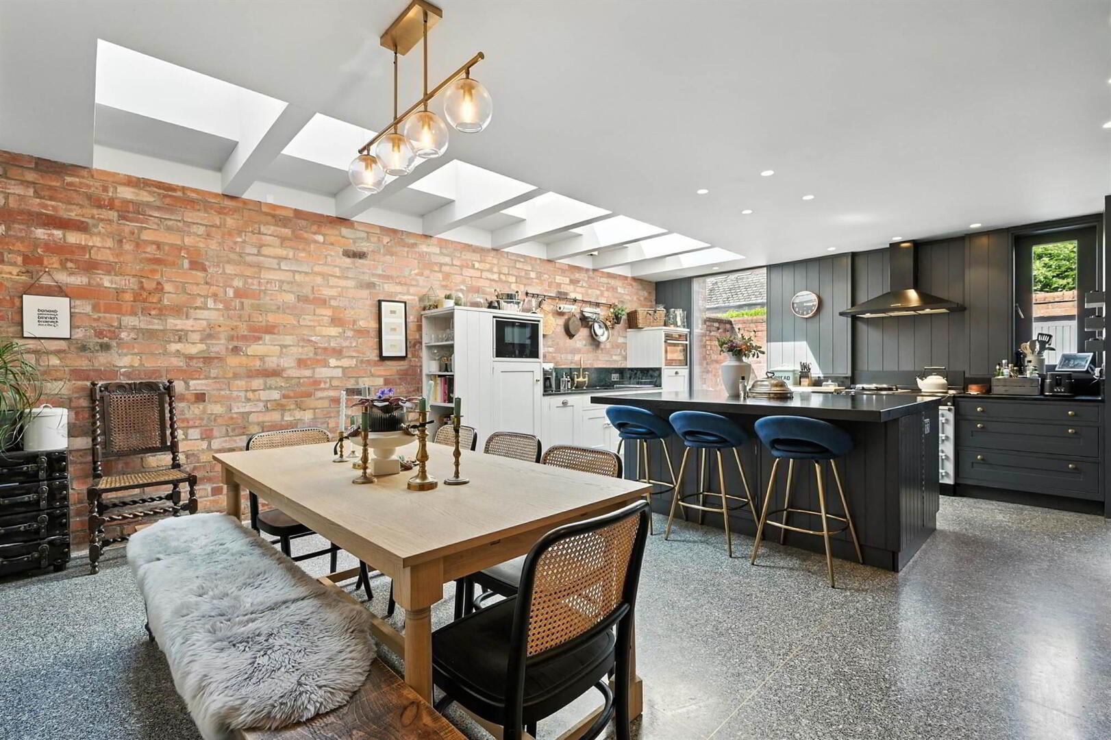 18 St Judes Avenue 11 of 28