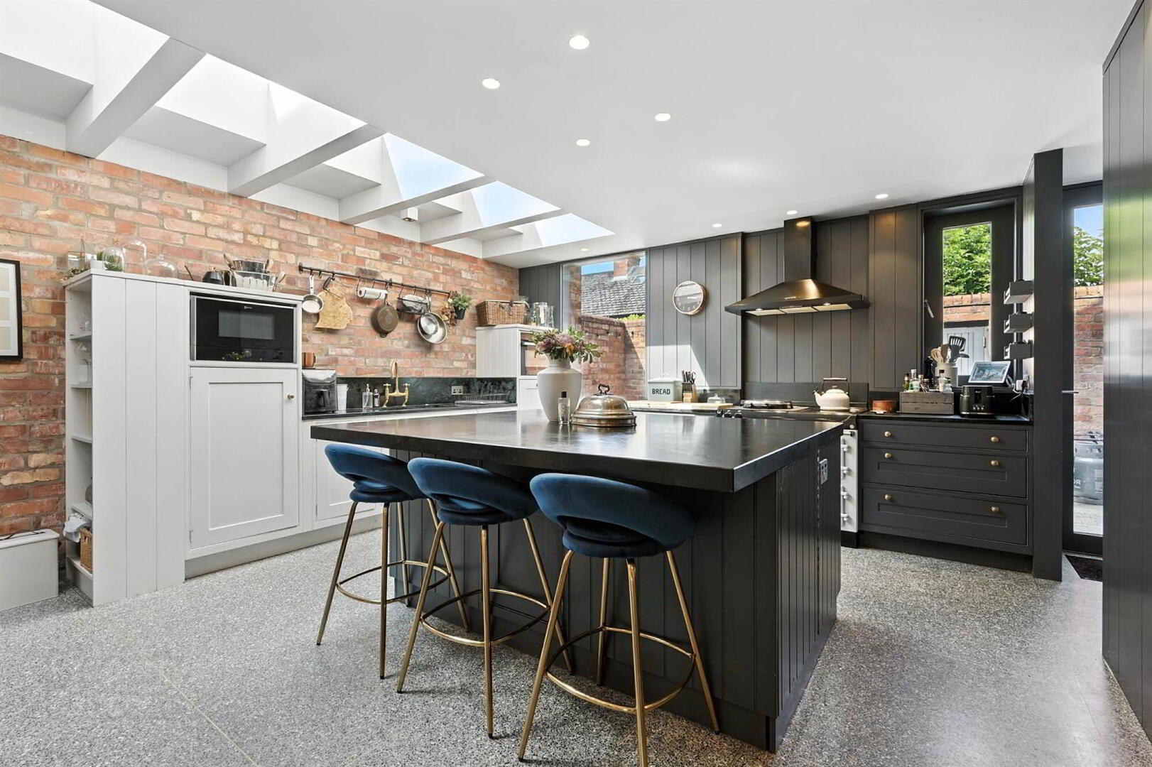 18 St Judes Avenue 12 of 28