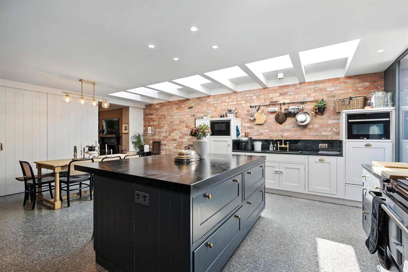 18 St Judes Avenue 14 of 28