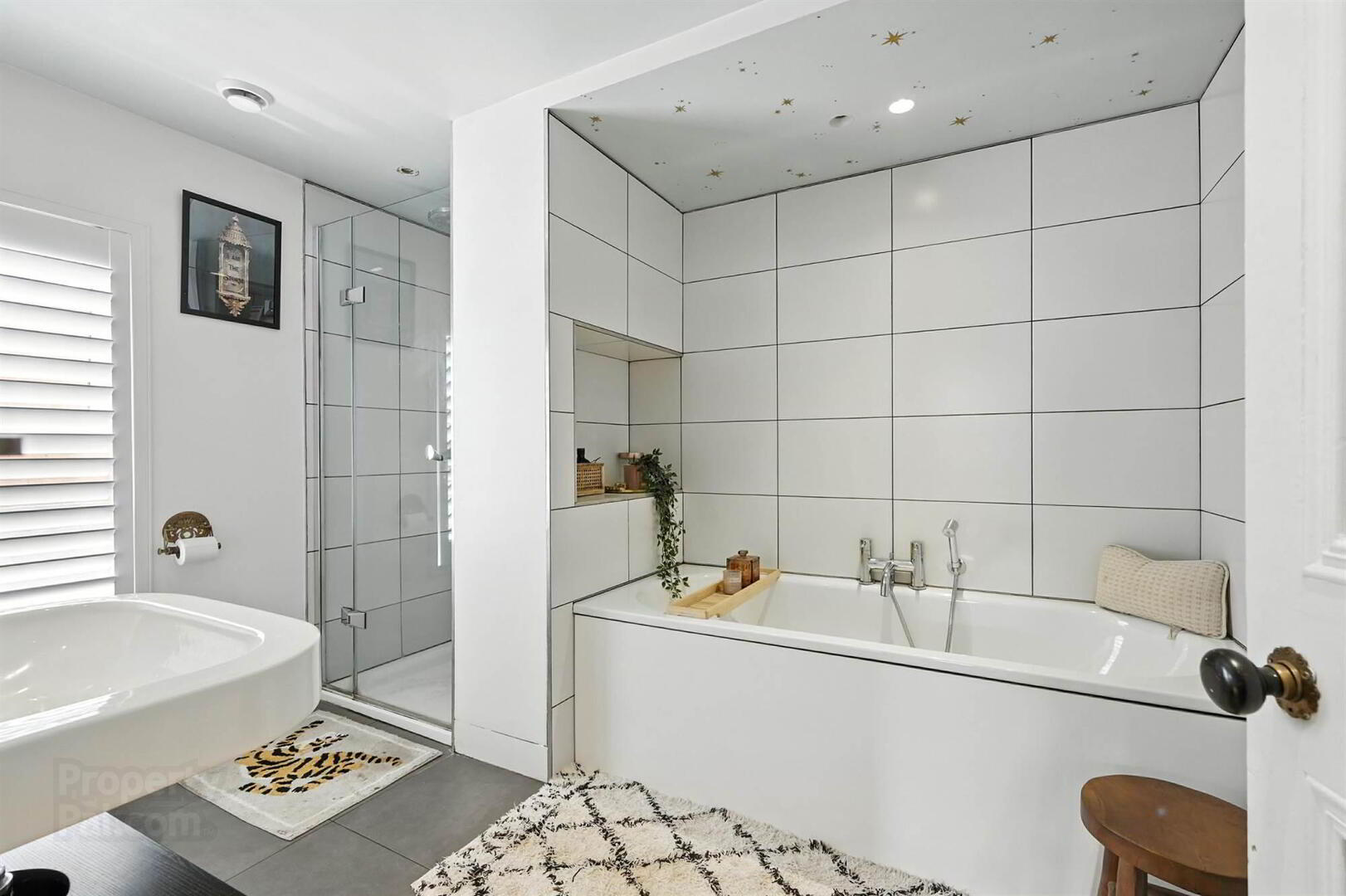 18 St Judes Avenue 22 of 28