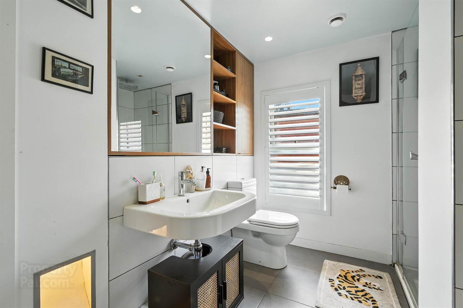 18 St Judes Avenue 23 of 28