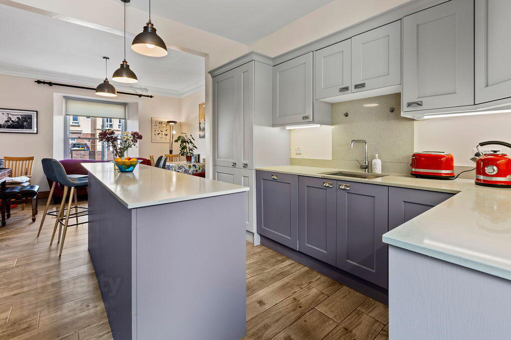 4 Babington Terrace 6 of 32