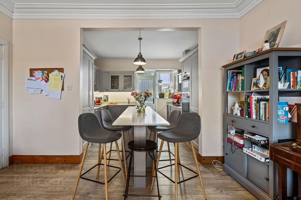 4 Babington Terrace 5 of 32