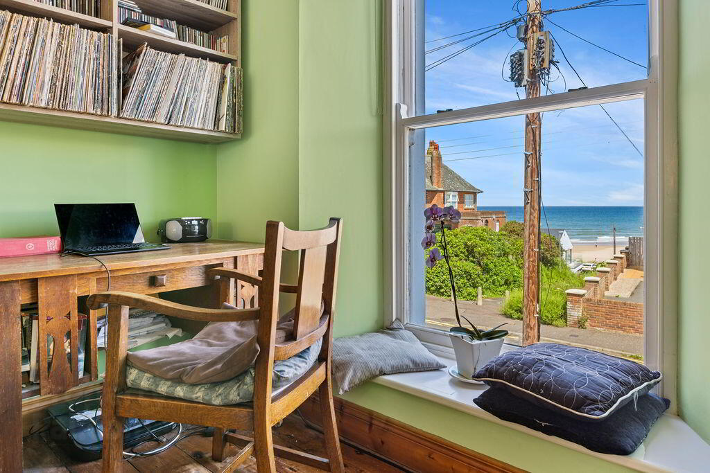 4 Babington Terrace 12 of 32