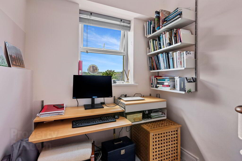 4 Babington Terrace 20 of 32