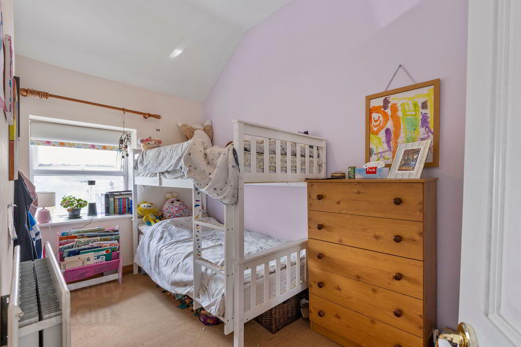 4 Babington Terrace 23 of 32