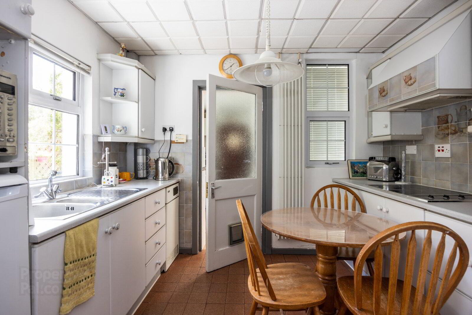 92 Marlborough Park Central 7 of 17