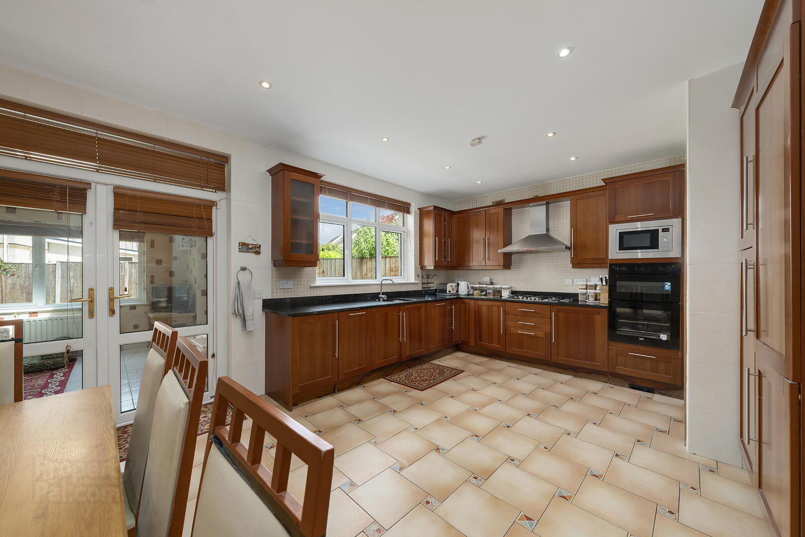 11 Blackwood Park 10 of 43
