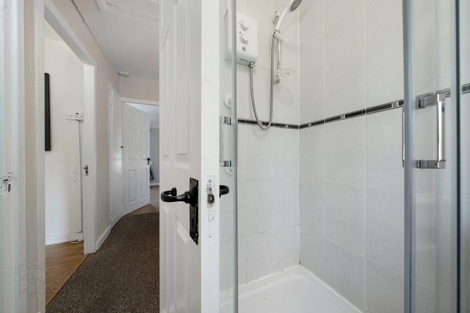 81 Griffith Road 18 of 26