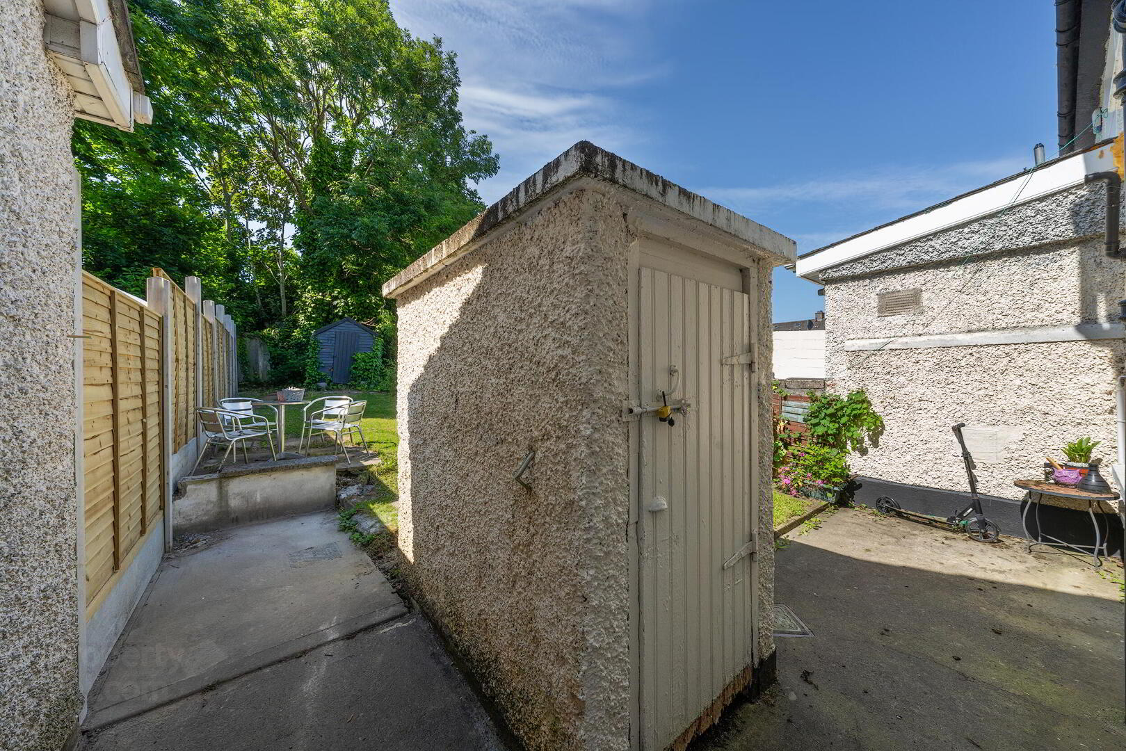 81 Griffith Road 19 of 26