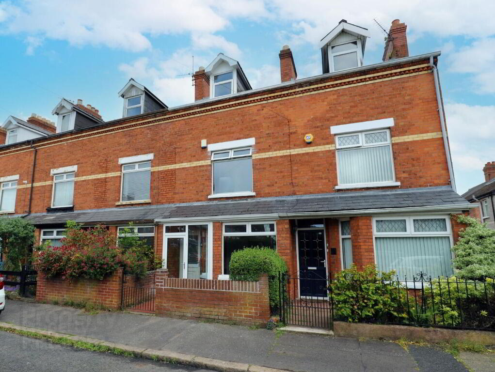 44 Willowholme Drive 1 of 10
