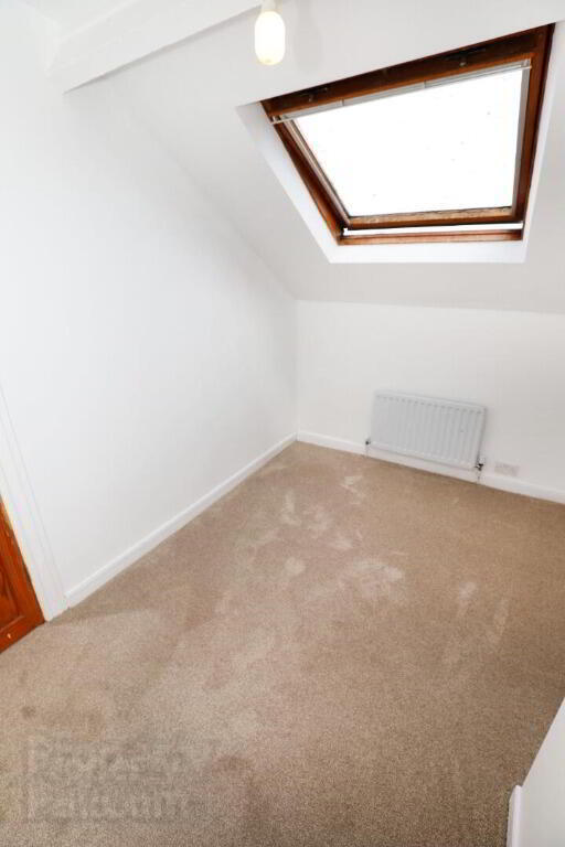44 Willowholme Drive 7 of 10