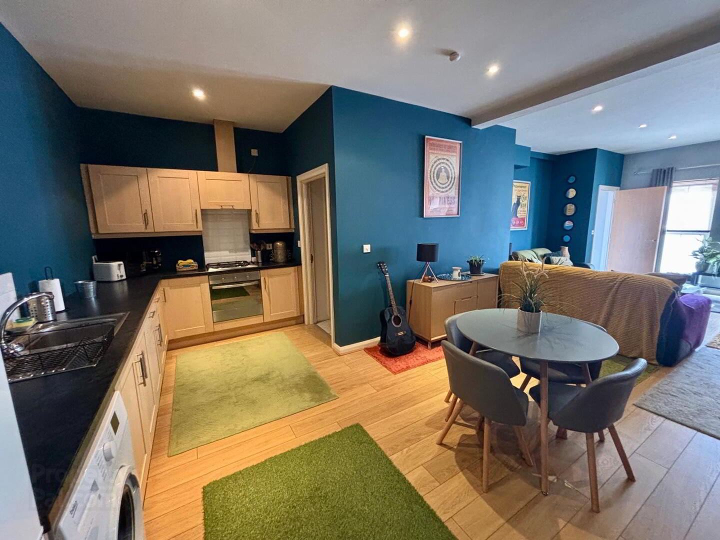 10 Gillespie Court 6 of 17