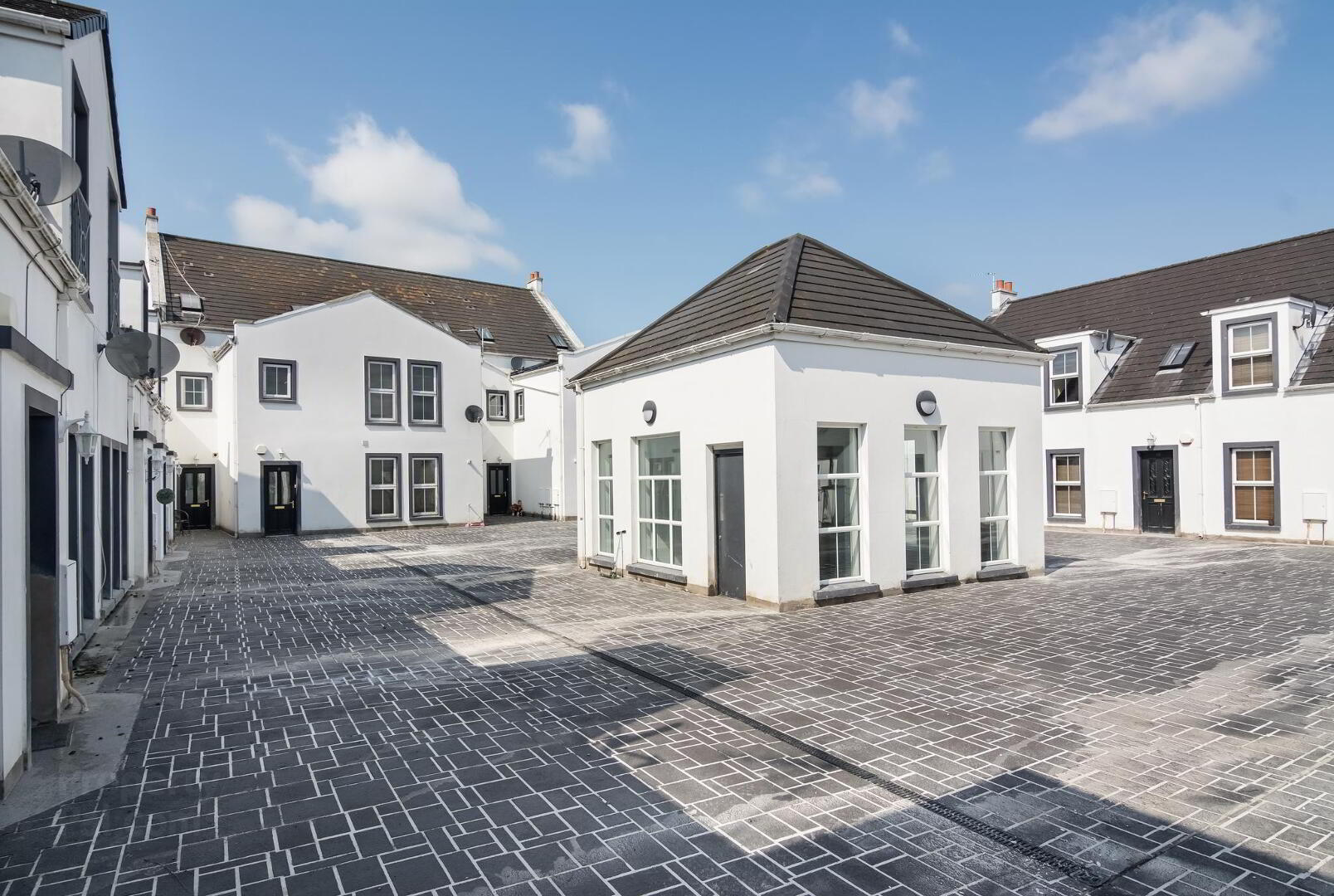 10 Gillespie Court 16 of 17