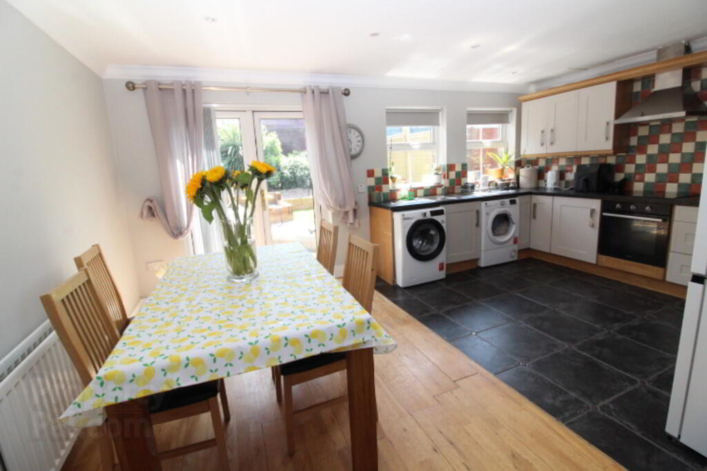 9 Dermont Court 7 of 15