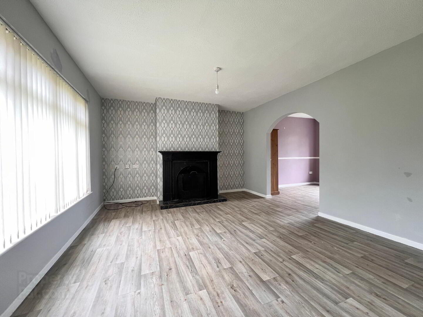 property description image