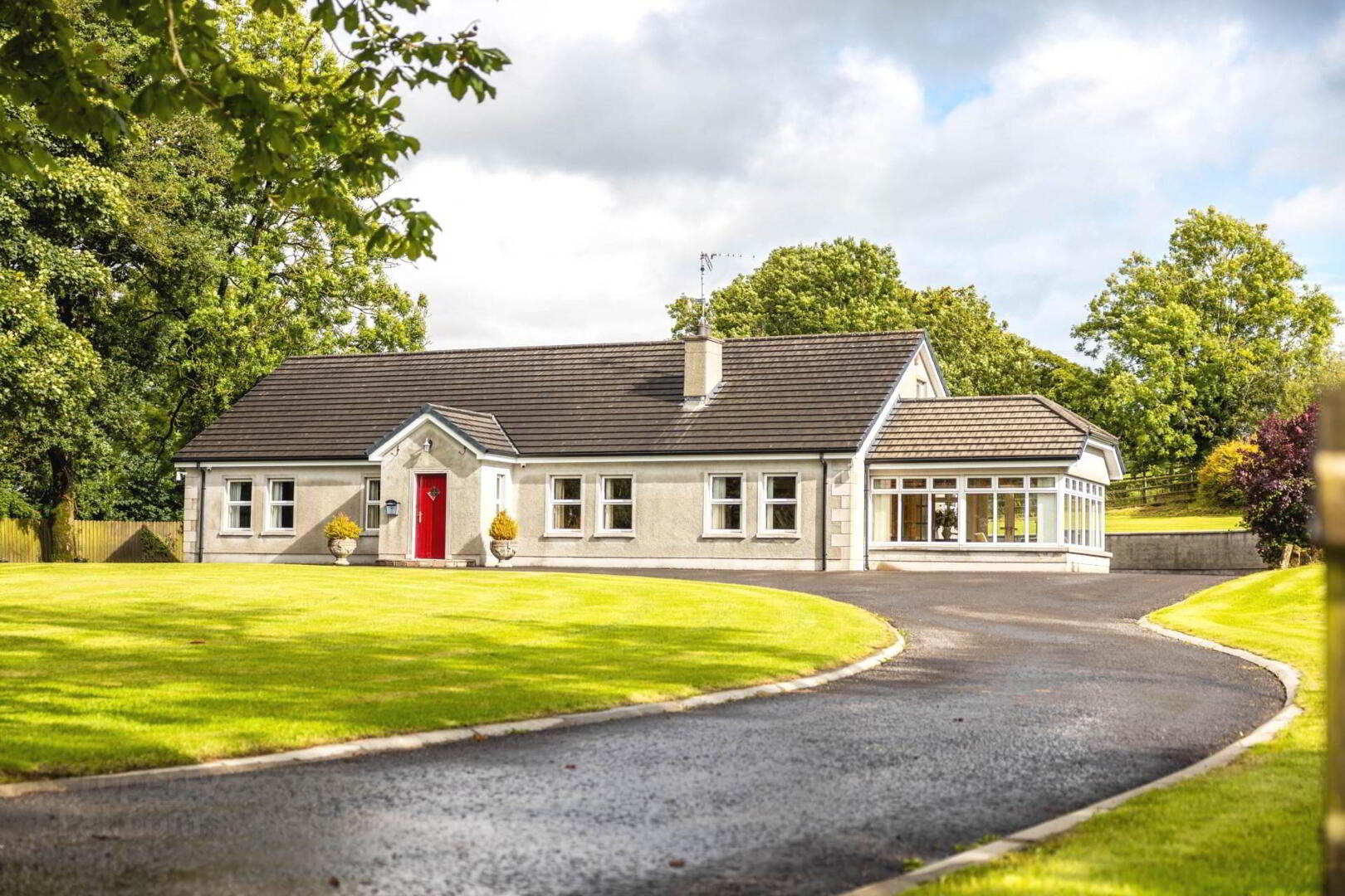 1 Colebrooke Park Road 1 of 52