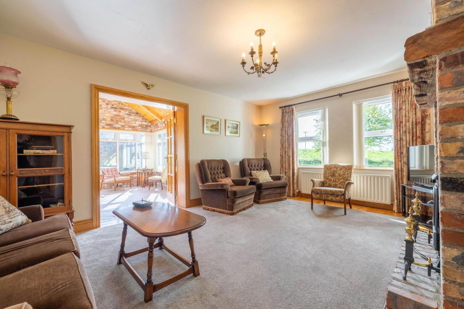 1 Colebrooke Park Road 4 of 52