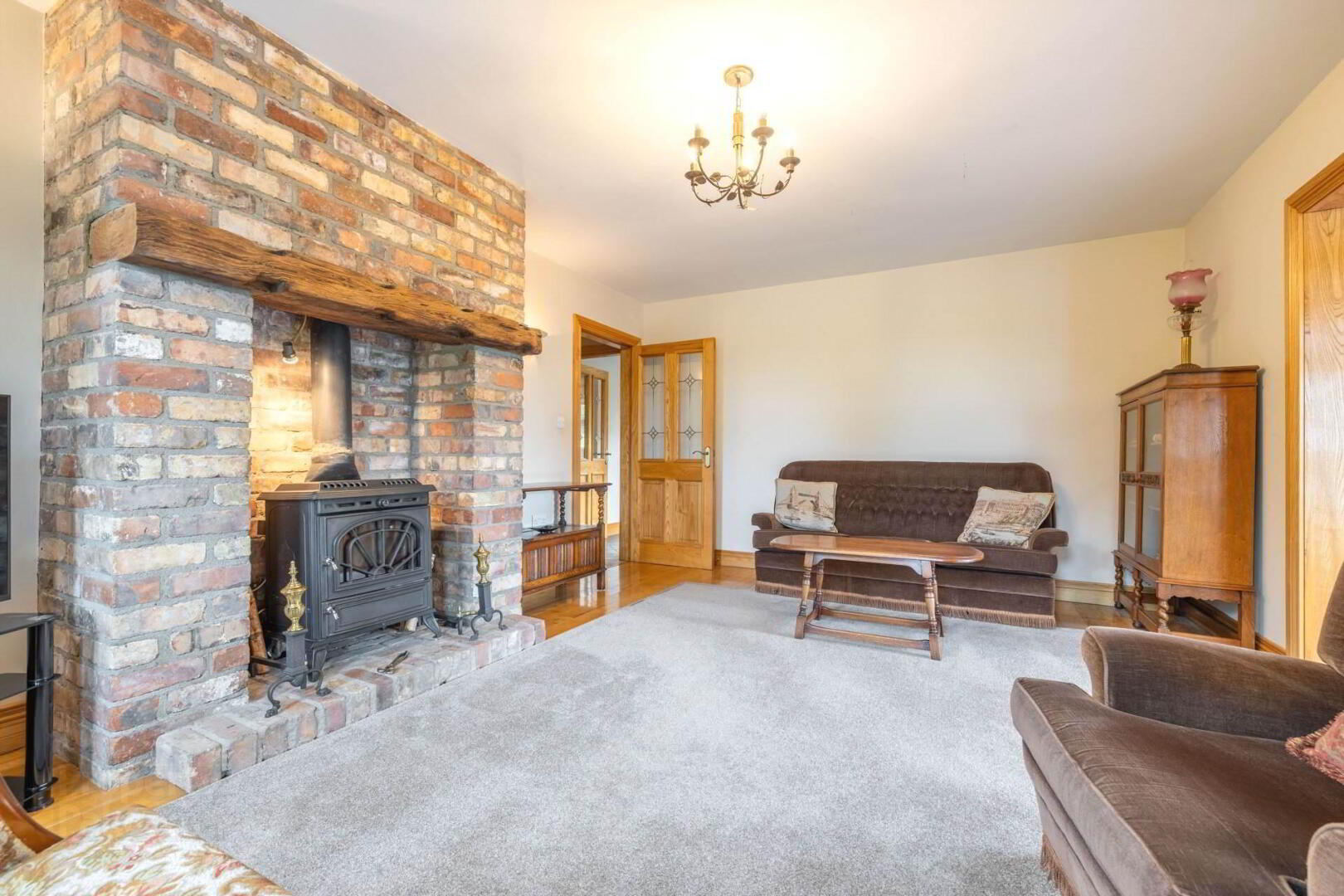 1 Colebrooke Park Road 3 of 52