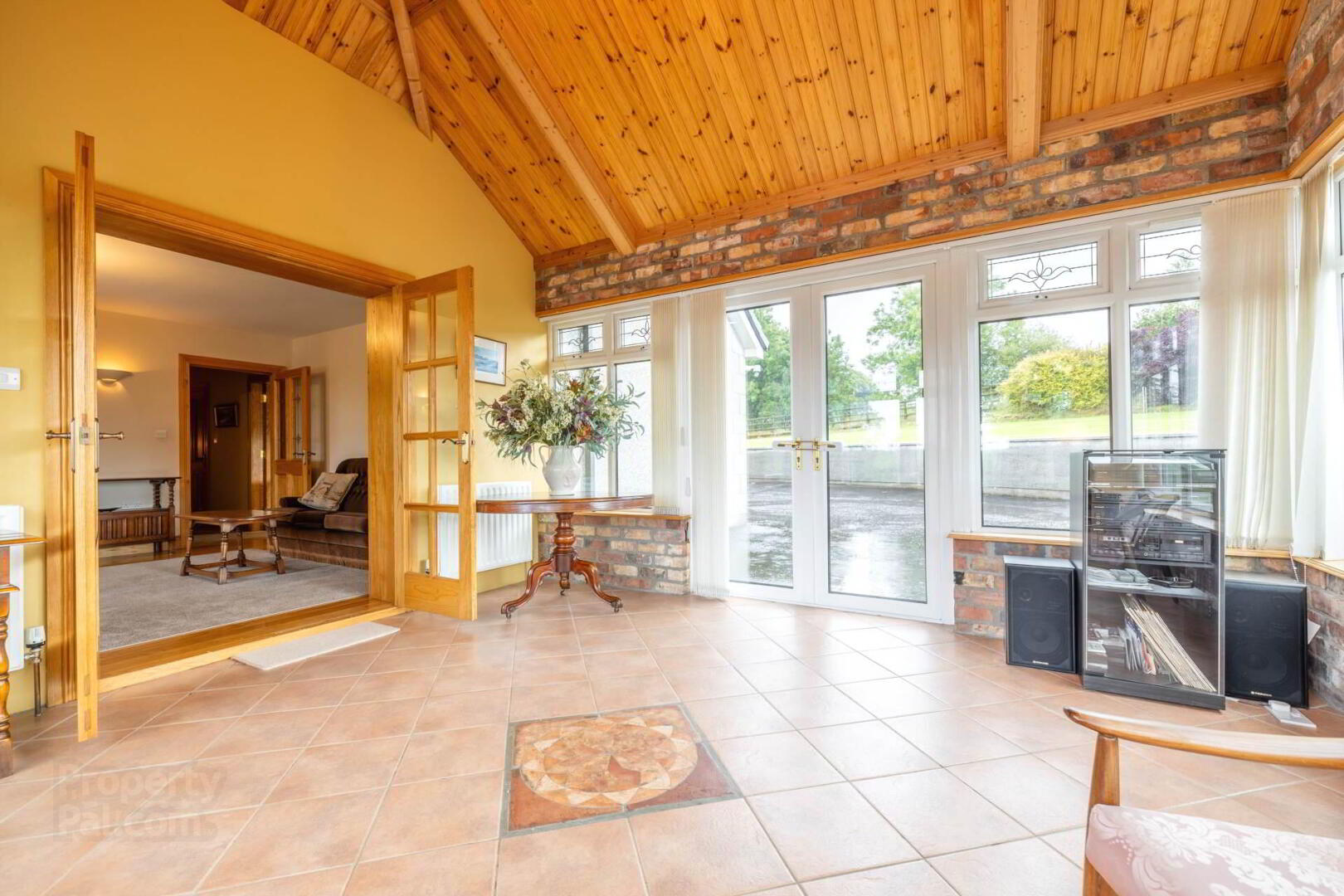 1 Colebrooke Park Road 7 of 52