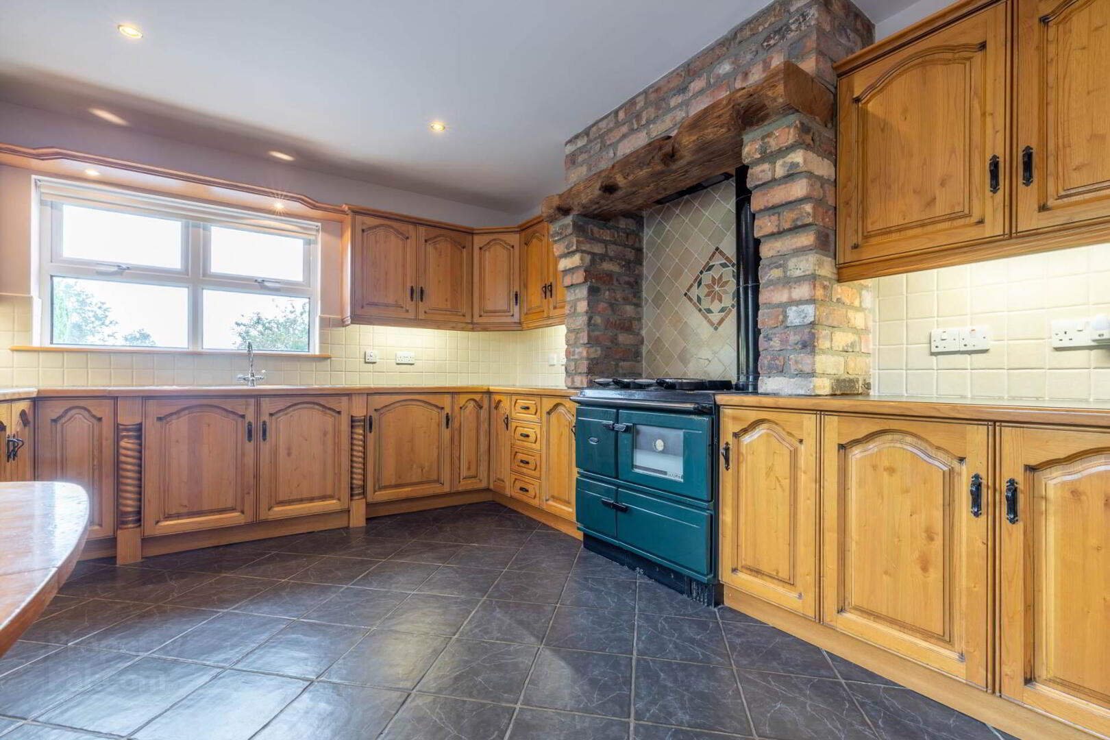 1 Colebrooke Park Road 14 of 52