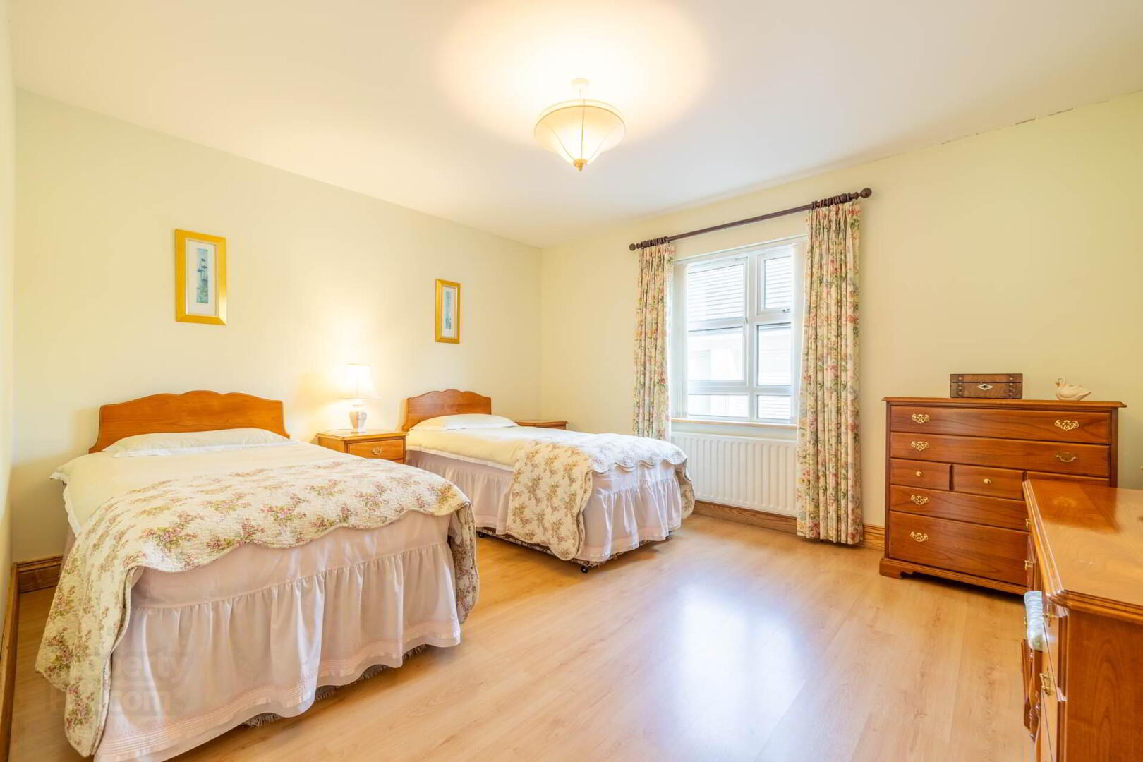 1 Colebrooke Park Road 28 of 52