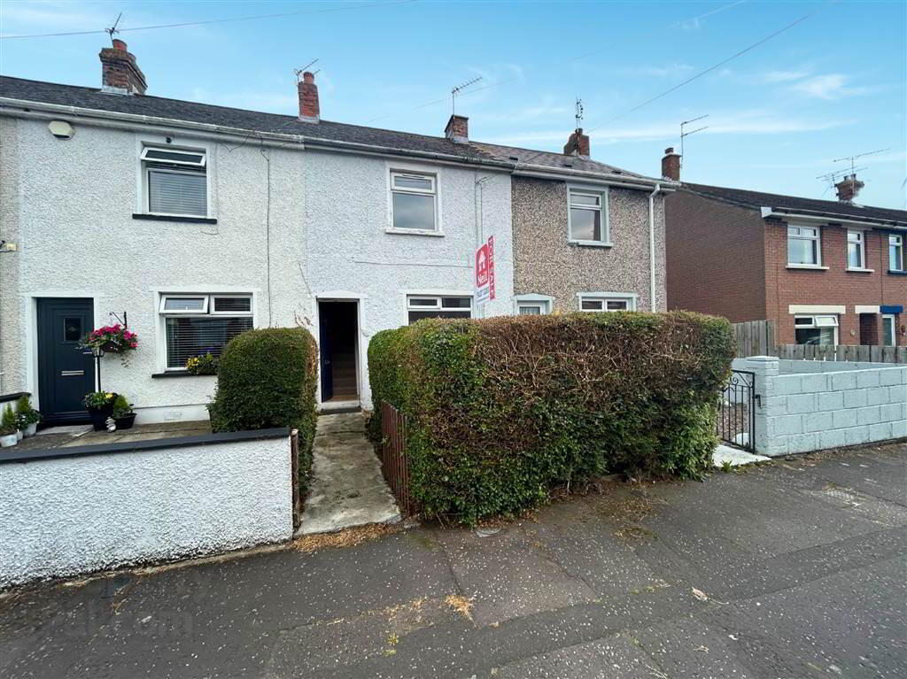53 Beechwood Gardens 1 of 18