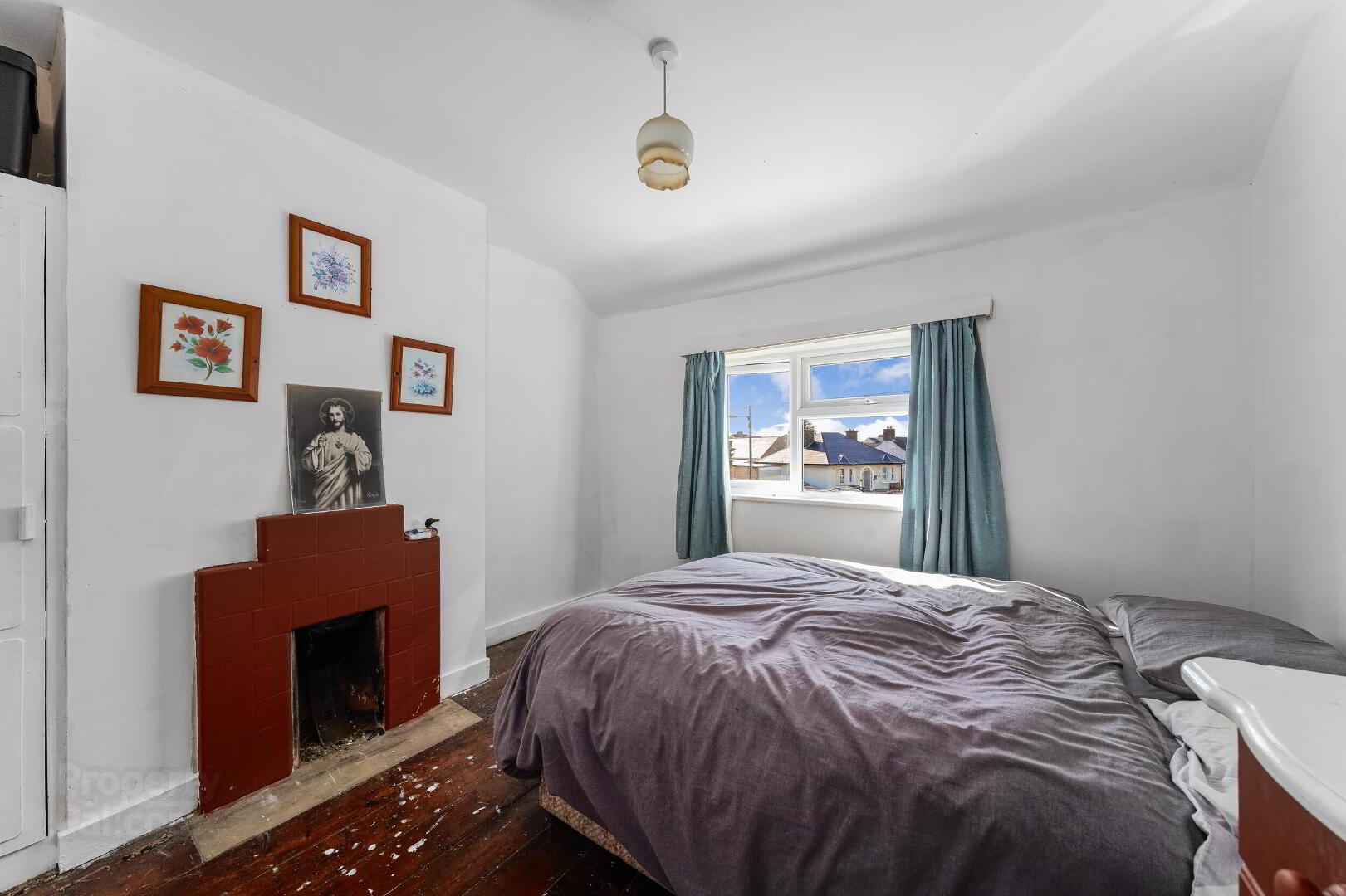 1 Grove Avenue 14 of 22