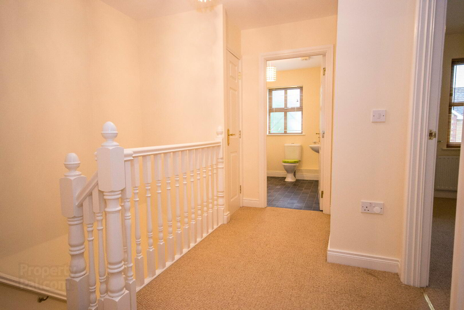 17 Shergrim Grove 8 of 15