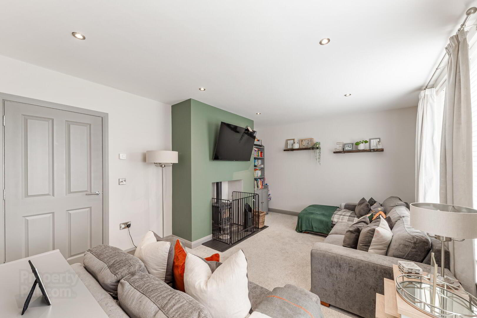 19 Prince Regent Park 6 of 32