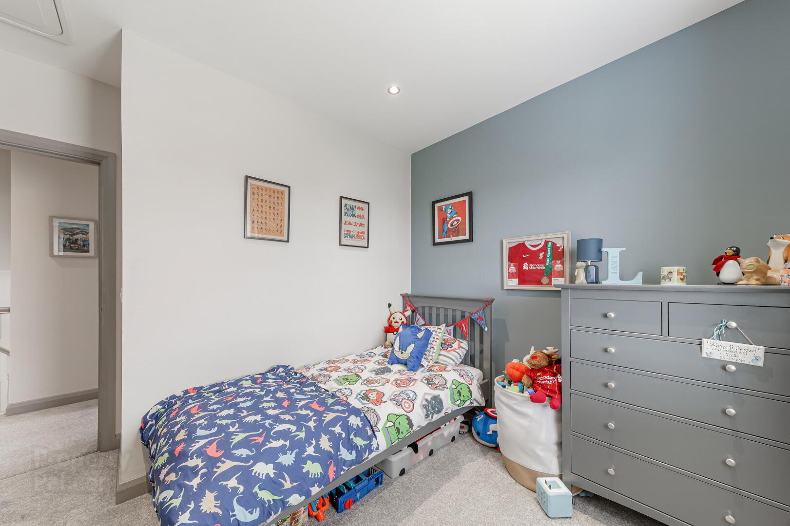 19 Prince Regent Park 25 of 32