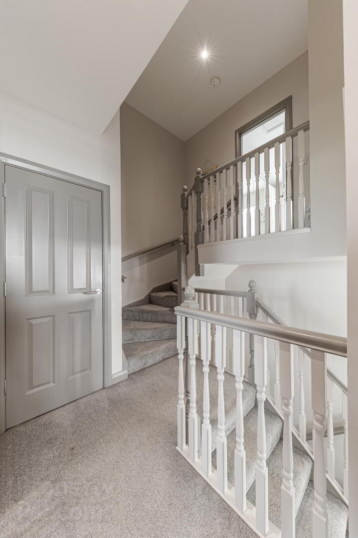 19 Prince Regent Park 16 of 32