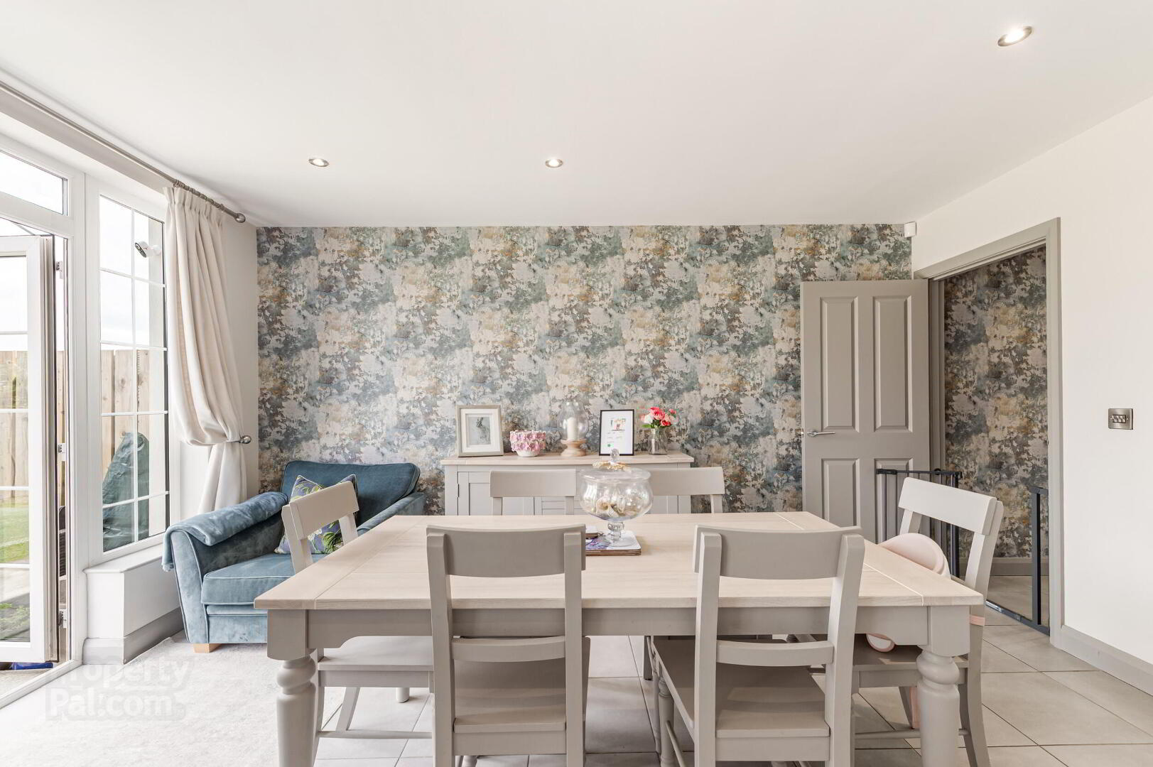 19 Prince Regent Park 10 of 32