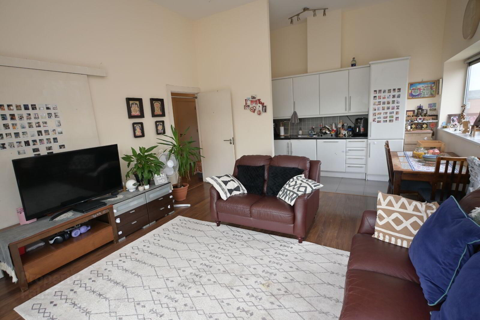property description image
