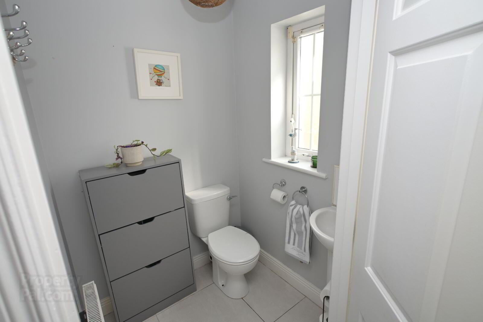 32 Avondale Mews 11 of 29