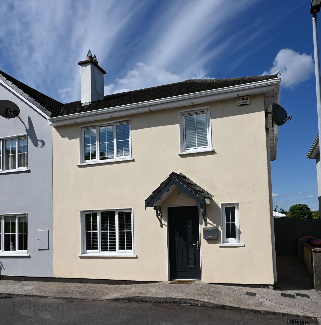 32 Avondale Mews 1 of 29