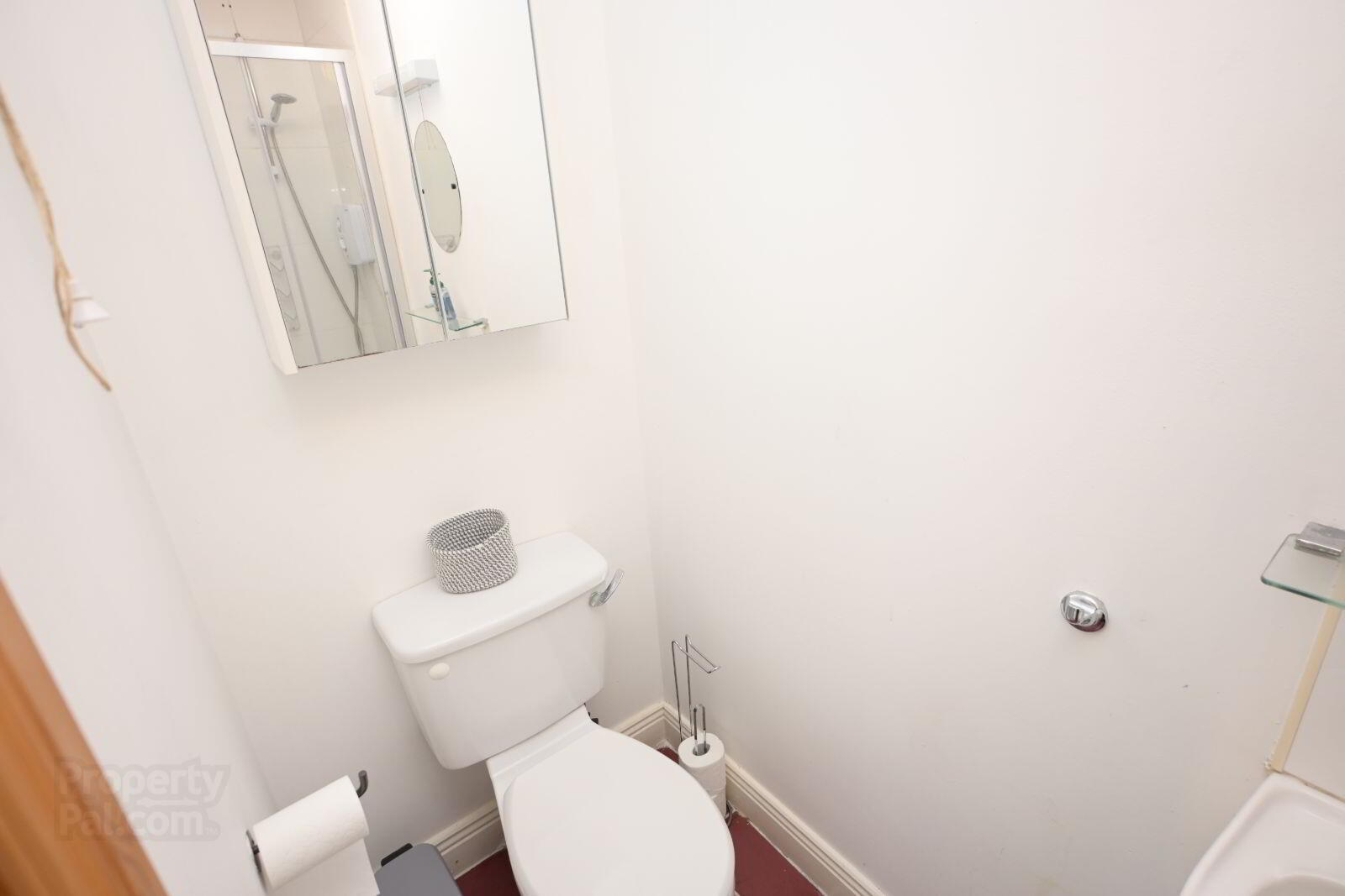 32 Avondale Mews 21 of 29