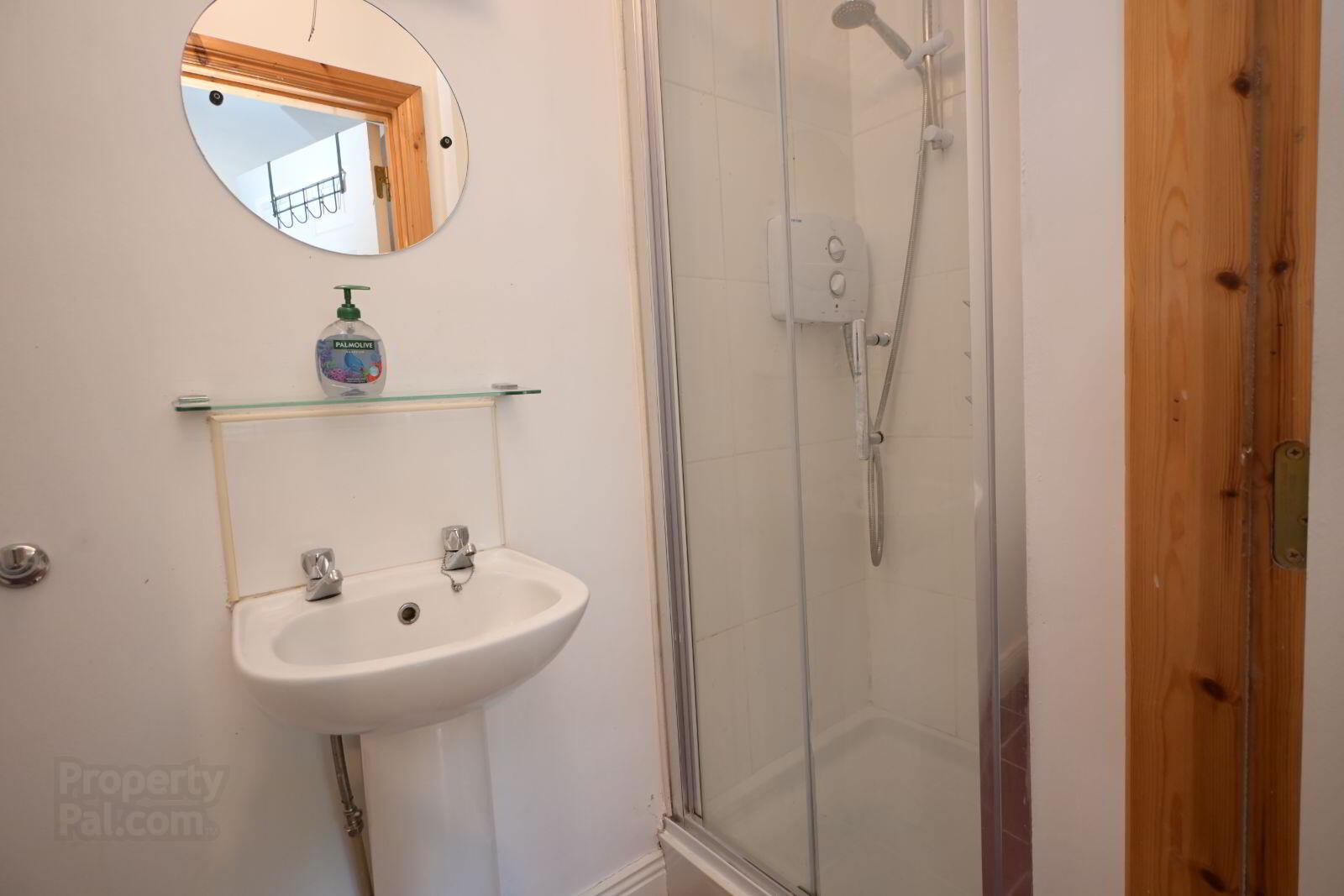 32 Avondale Mews 20 of 29