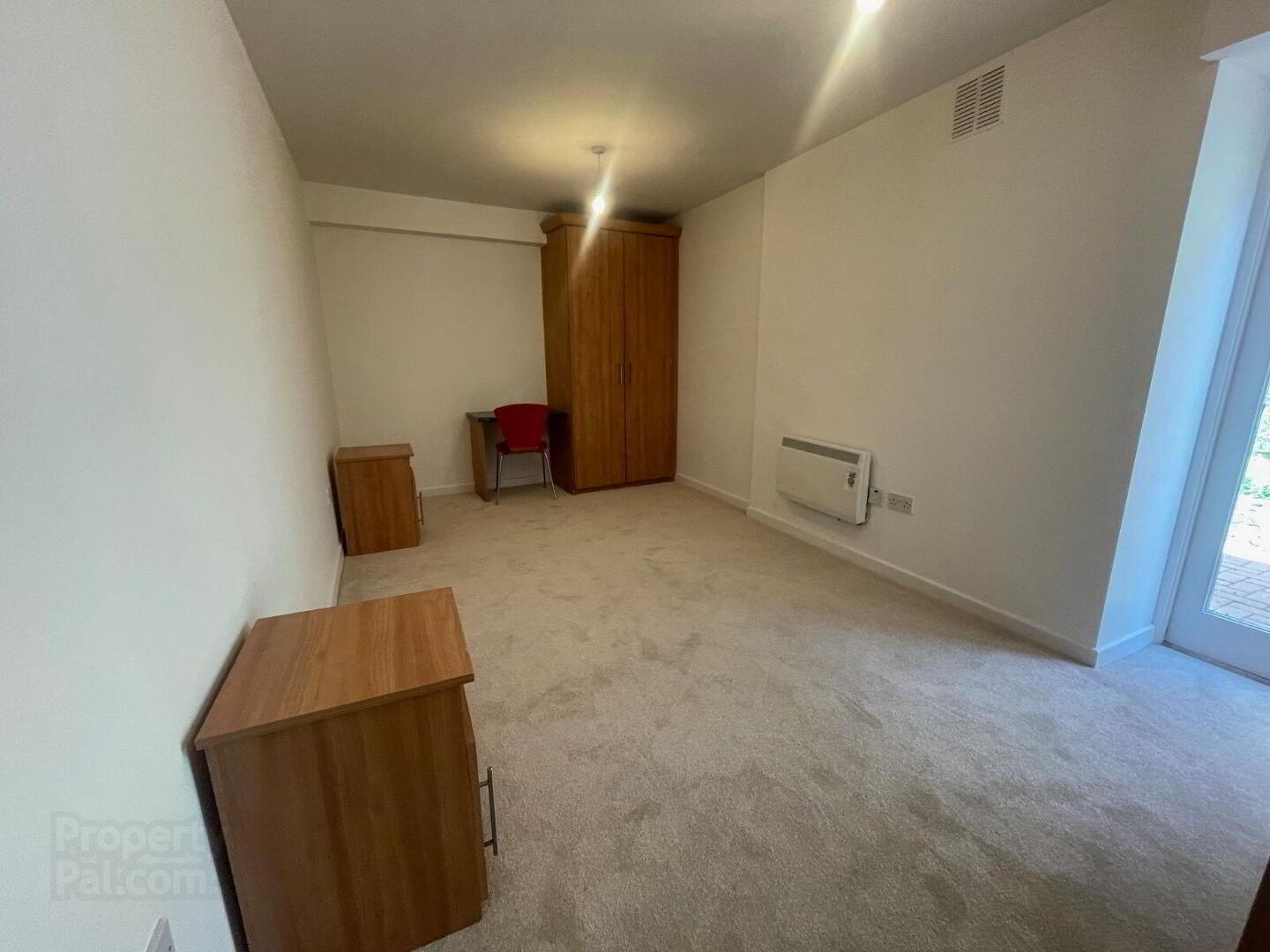 Apartment 2 Reeves Hall 6 of 14