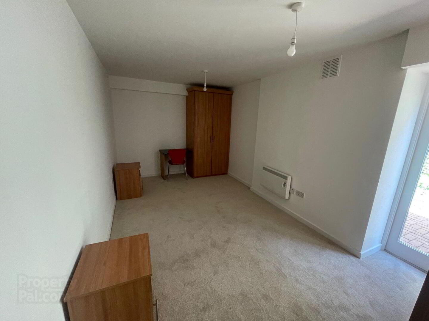 Apartment 2 Reeves Hall 8 of 14