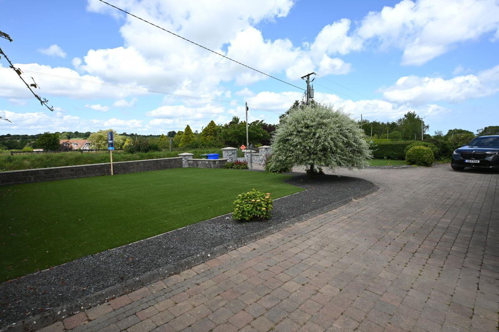 property description image